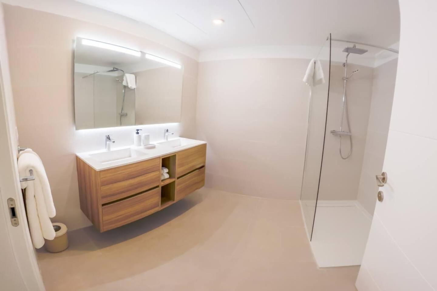 Bajo Con Jardin En La Milla De Oro Apartment Марбеля Екстериор снимка