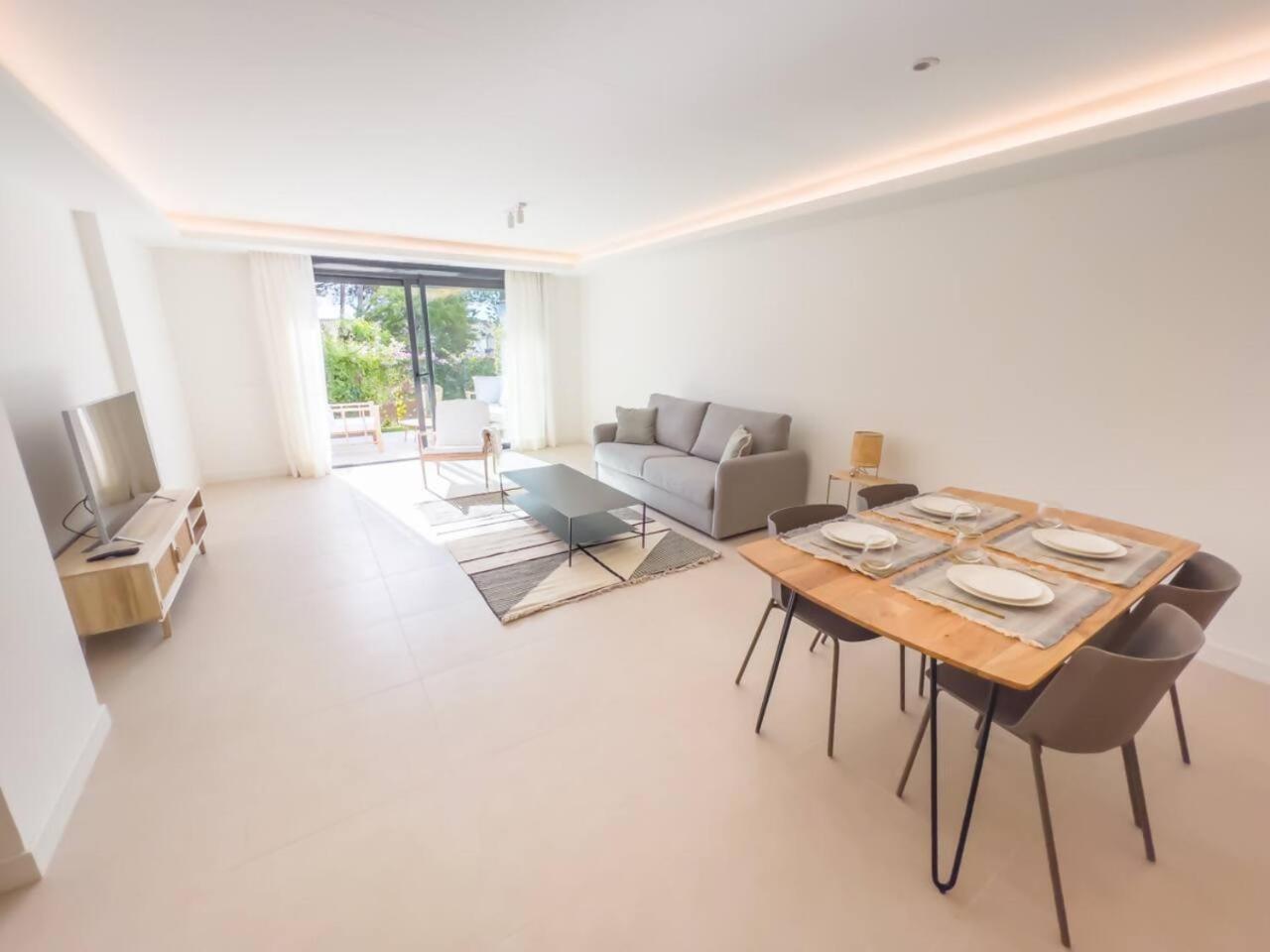 Bajo Con Jardin En La Milla De Oro Apartment Марбеля Екстериор снимка