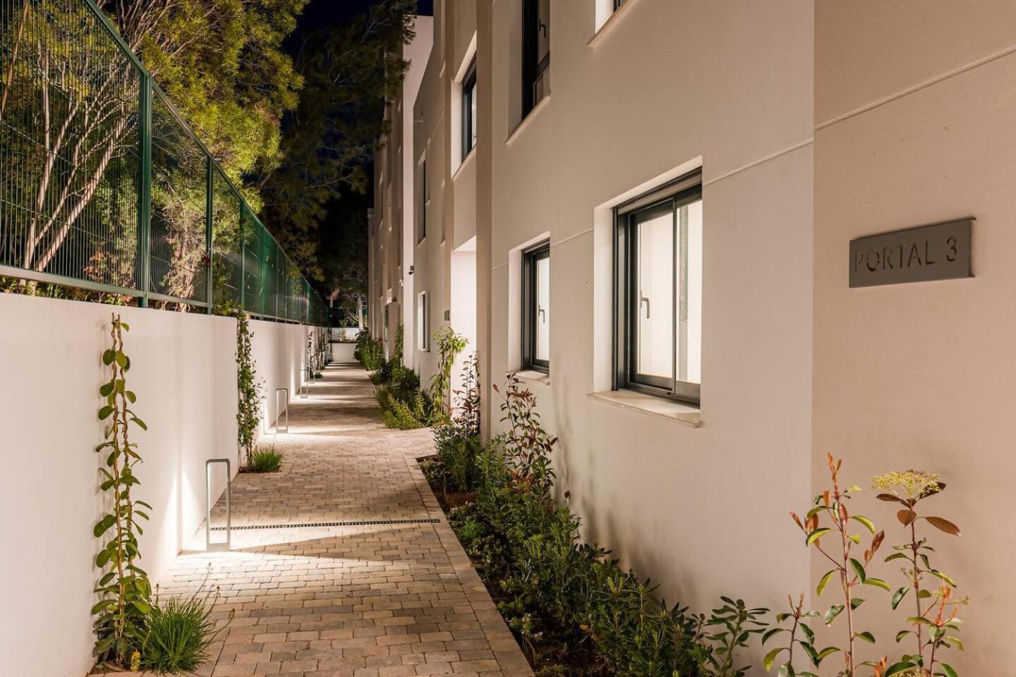 Bajo Con Jardin En La Milla De Oro Apartment Марбеля Екстериор снимка